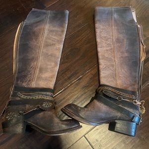 Free Bird womens boots
